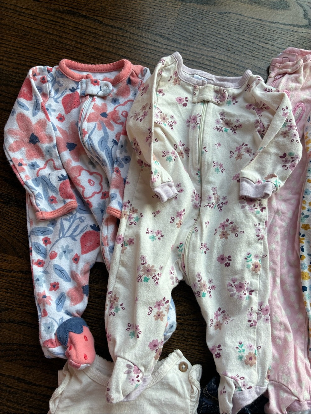 Newborn Bundle - Picture 2 of 9